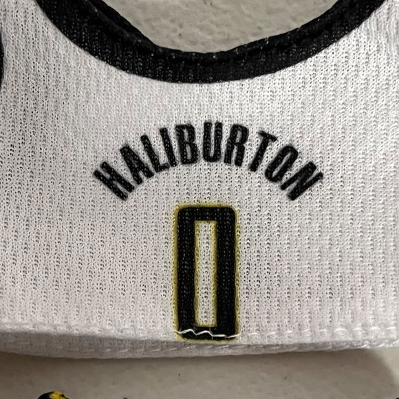 Indiana Pacers 0 Jersey Sneakers 3 Piece Outfit For Labubu Basketball Black - Picture 6 of 10